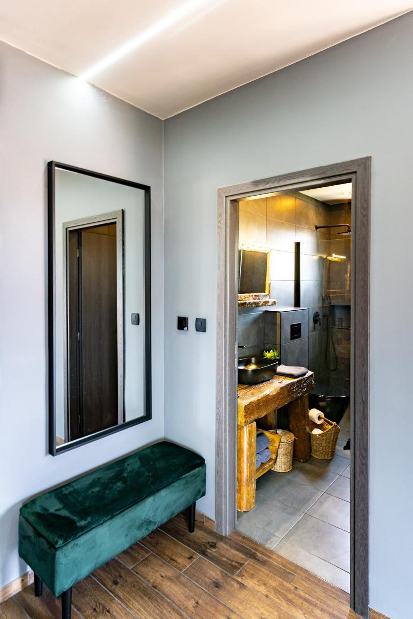 Modern Studio With A Beautiful View ラブ エクステリア 写真