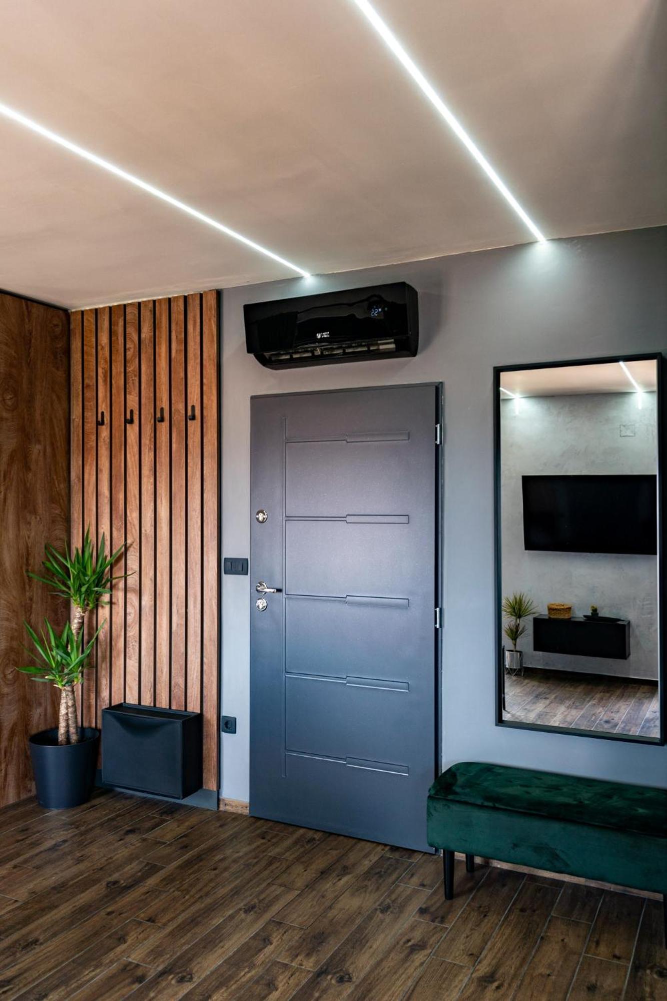 Modern Studio With A Beautiful View ラブ エクステリア 写真
